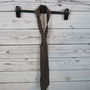 Harve Benard by Benard Holtzman 100% silk tie